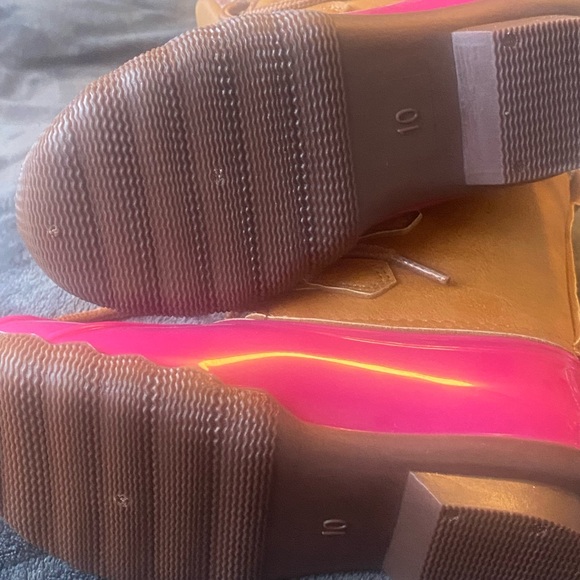 Girls Jemica Carlyle boots. Never wore. Bought for grandchild but too small. - Picture 3 of 4